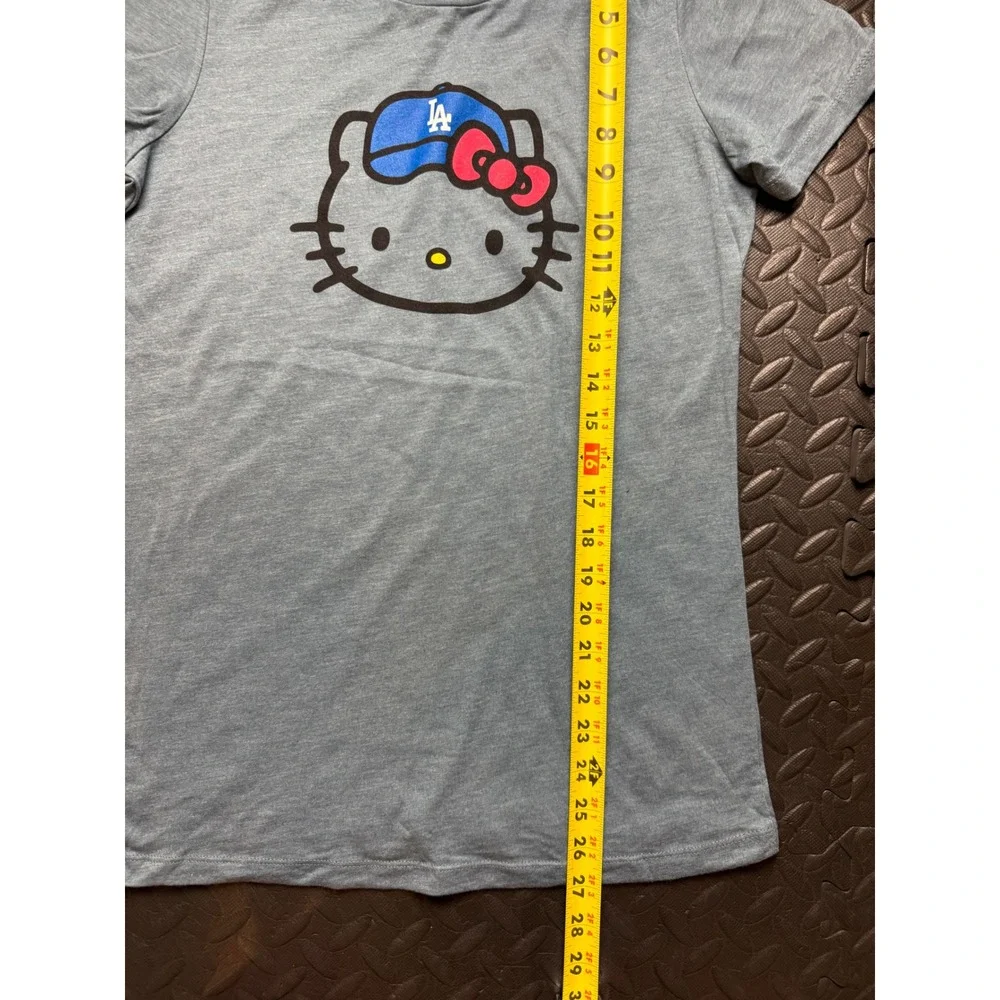 Hello Kitty LA Dodgers T-Shirt Gray Bella Canvas Sanrio MLB Baseball Tee XL - Picture 6 of 7